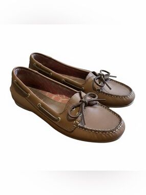 Leather Sperry Shoes